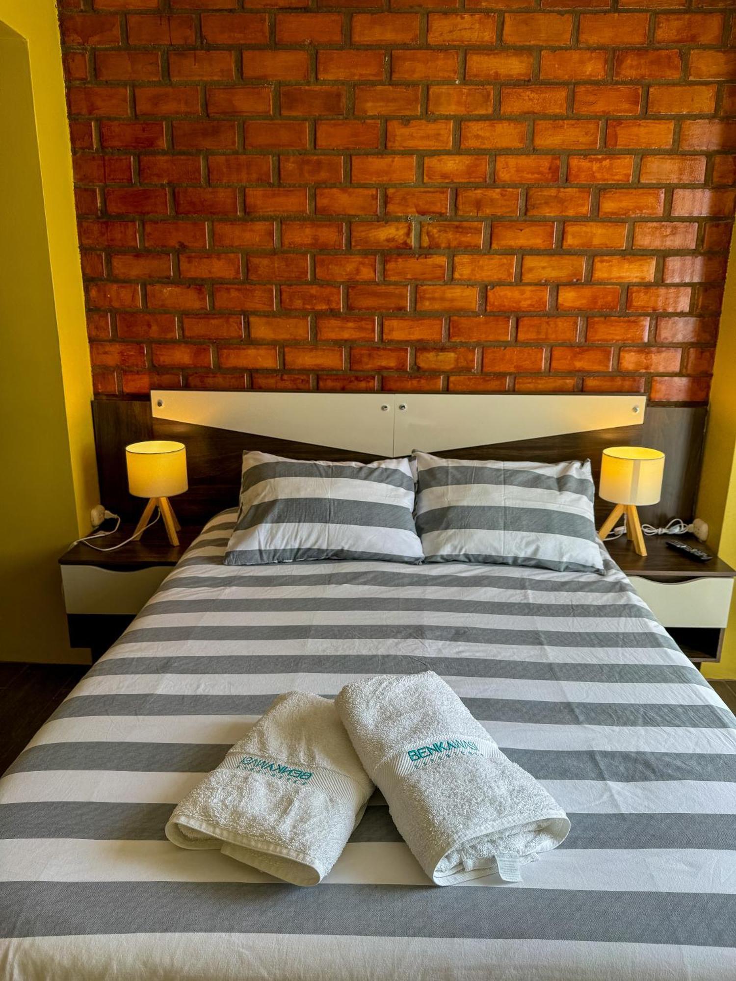 Хостел Benkawasi Experience Huaraz Экстерьер фото